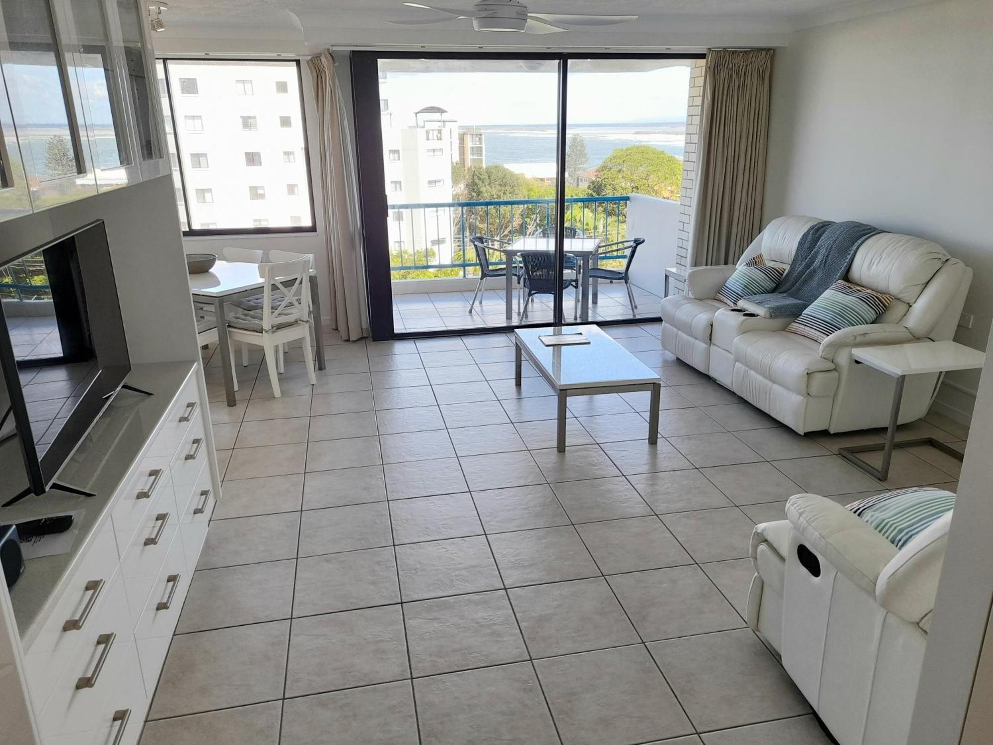 Burgess @ Kings Beach Apartments Калаундра Экстерьер фото